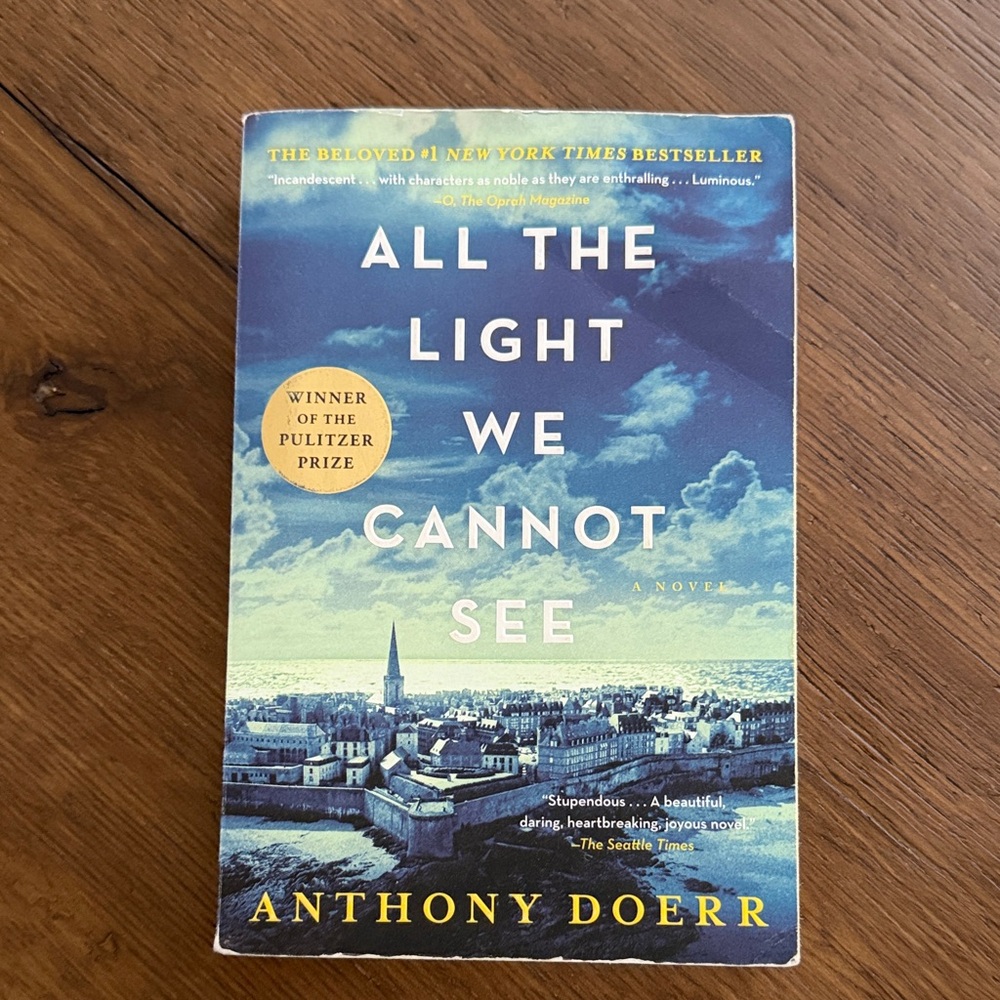 All the Light We Cannot See by Anthony Doerr Book